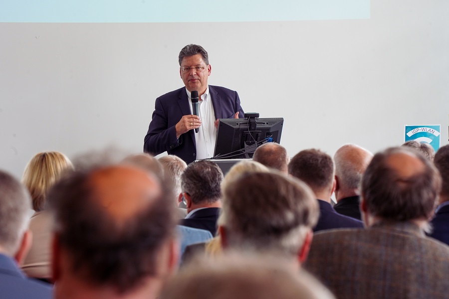 Am 17.06.24 fand in Rostock die Landestechnologiekonferenz unter dem Motto "Produktion der Zukunft" im Maschinen und Anlagenbau statt. Foto: WM